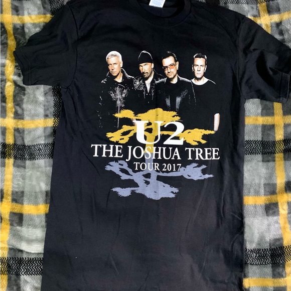 U2 The Joshua Tree Tour 2017 Shirt Band Tee Unisex Adult Sml Fr/Rr Design - Picture 2 of 3